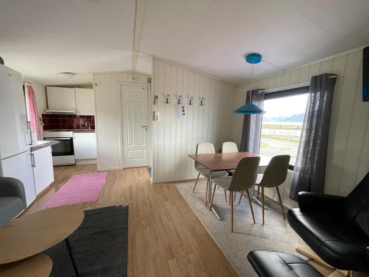 Skittenelv Lodge & Camping トロムソ エクステリア 写真