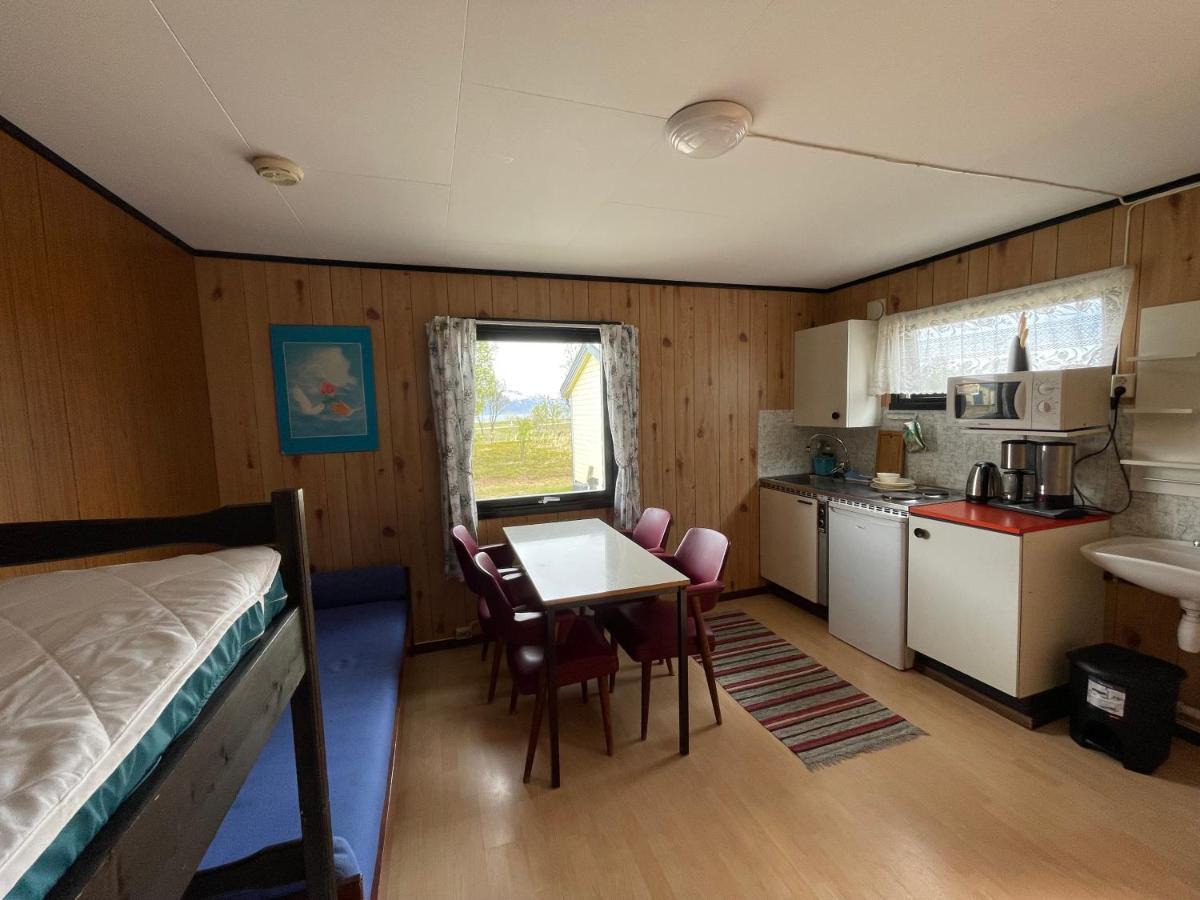 Skittenelv Lodge & Camping トロムソ エクステリア 写真